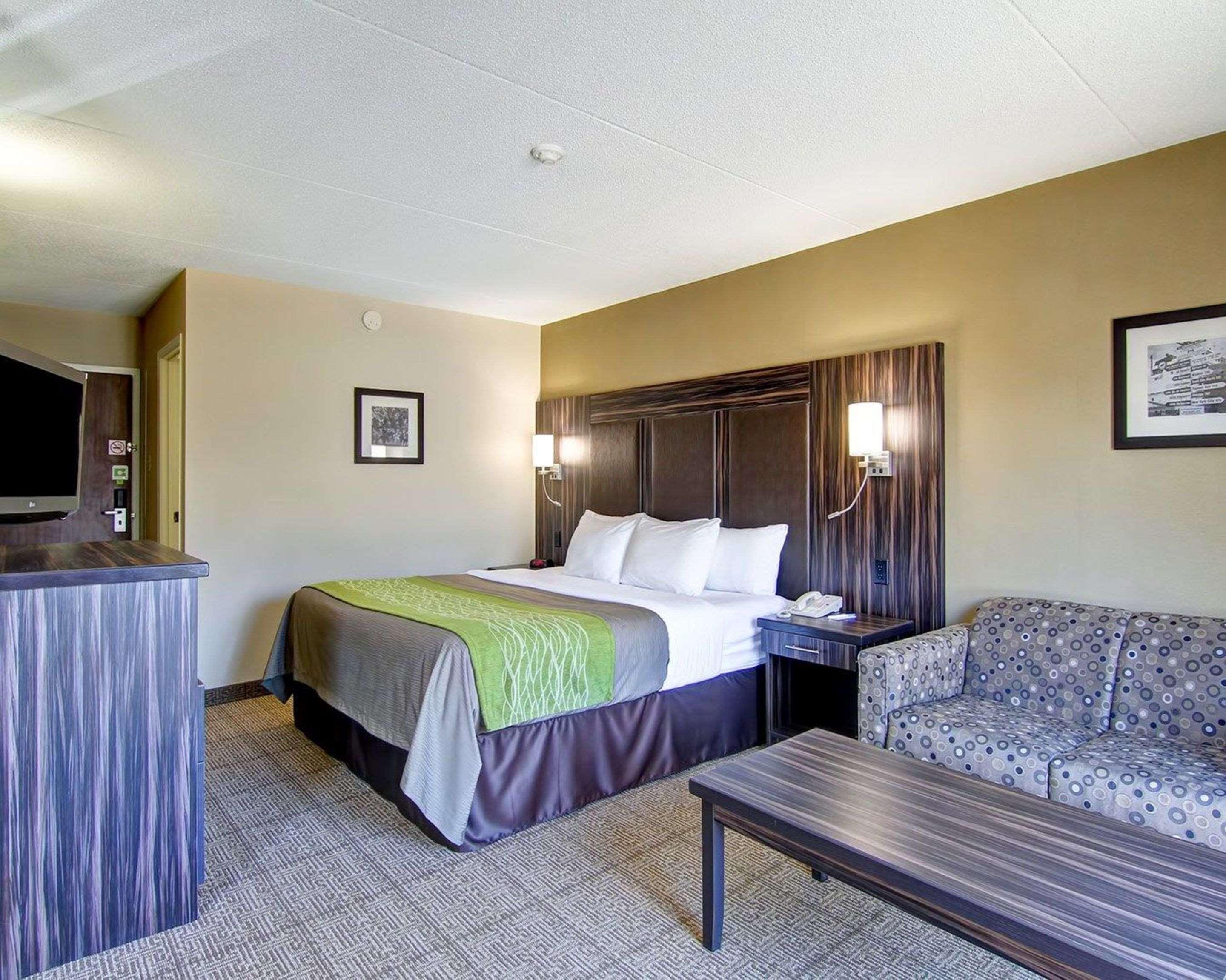 Comfort Inn Sainte-Catherine Εξωτερικό φωτογραφία