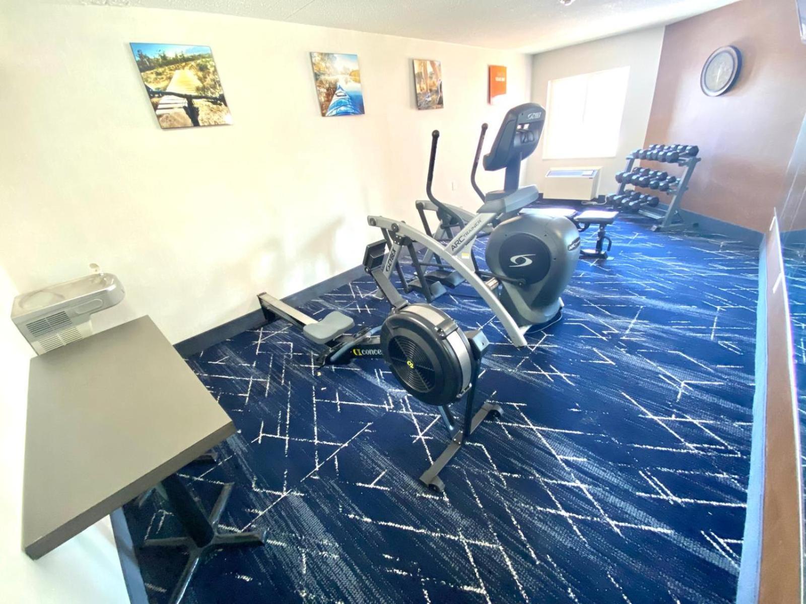 Comfort Inn Sainte-Catherine Εξωτερικό φωτογραφία