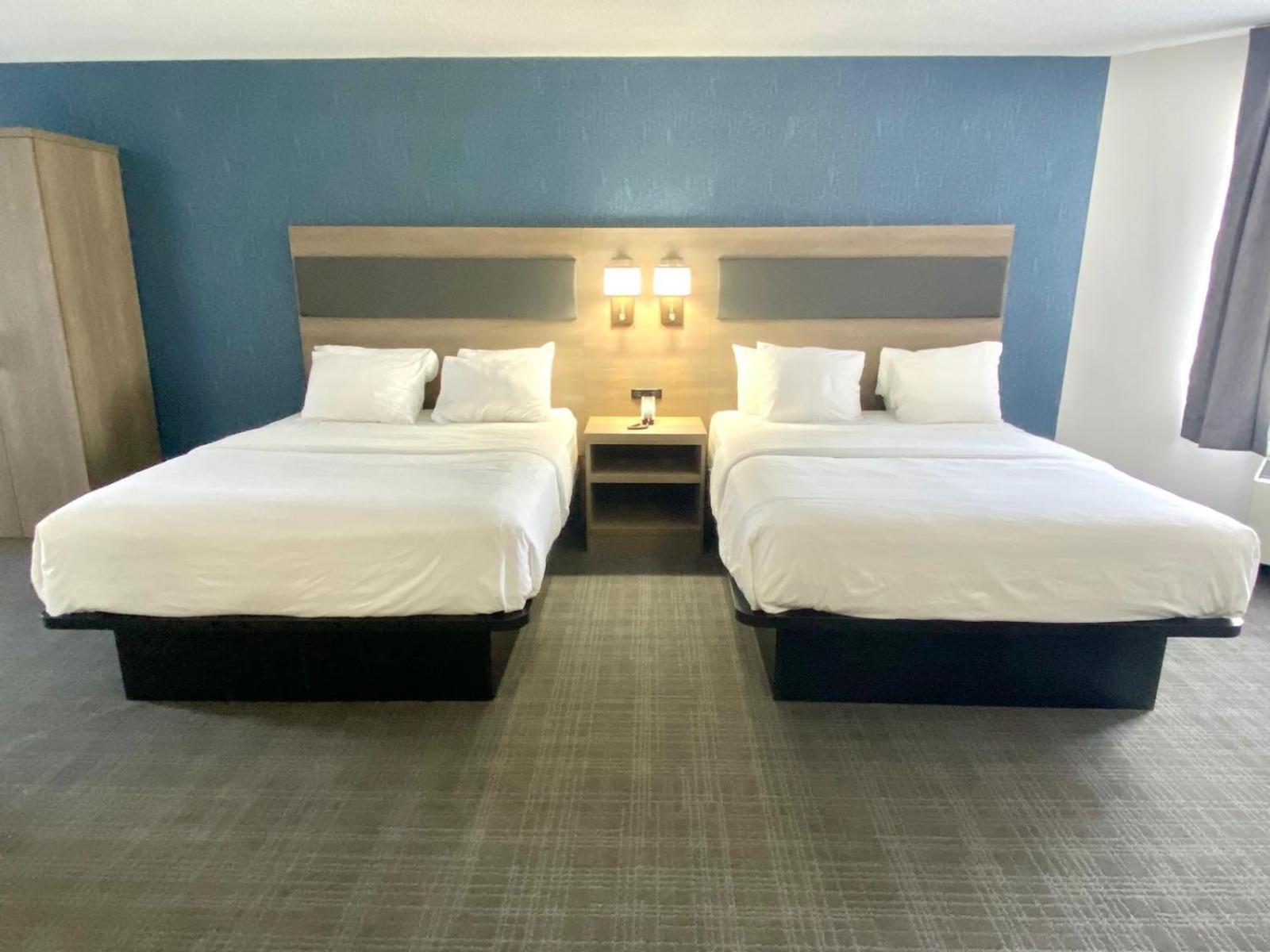 Comfort Inn Sainte-Catherine Εξωτερικό φωτογραφία