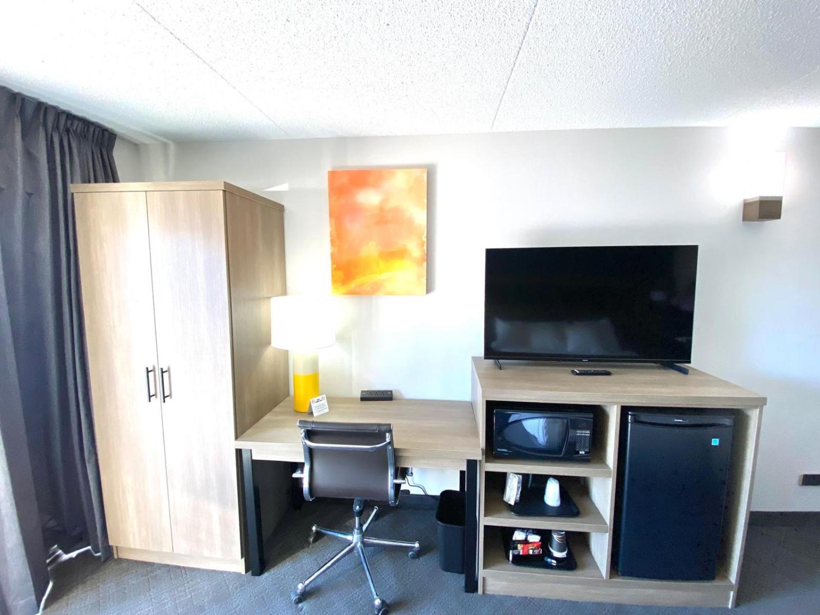 Comfort Inn Sainte-Catherine Εξωτερικό φωτογραφία