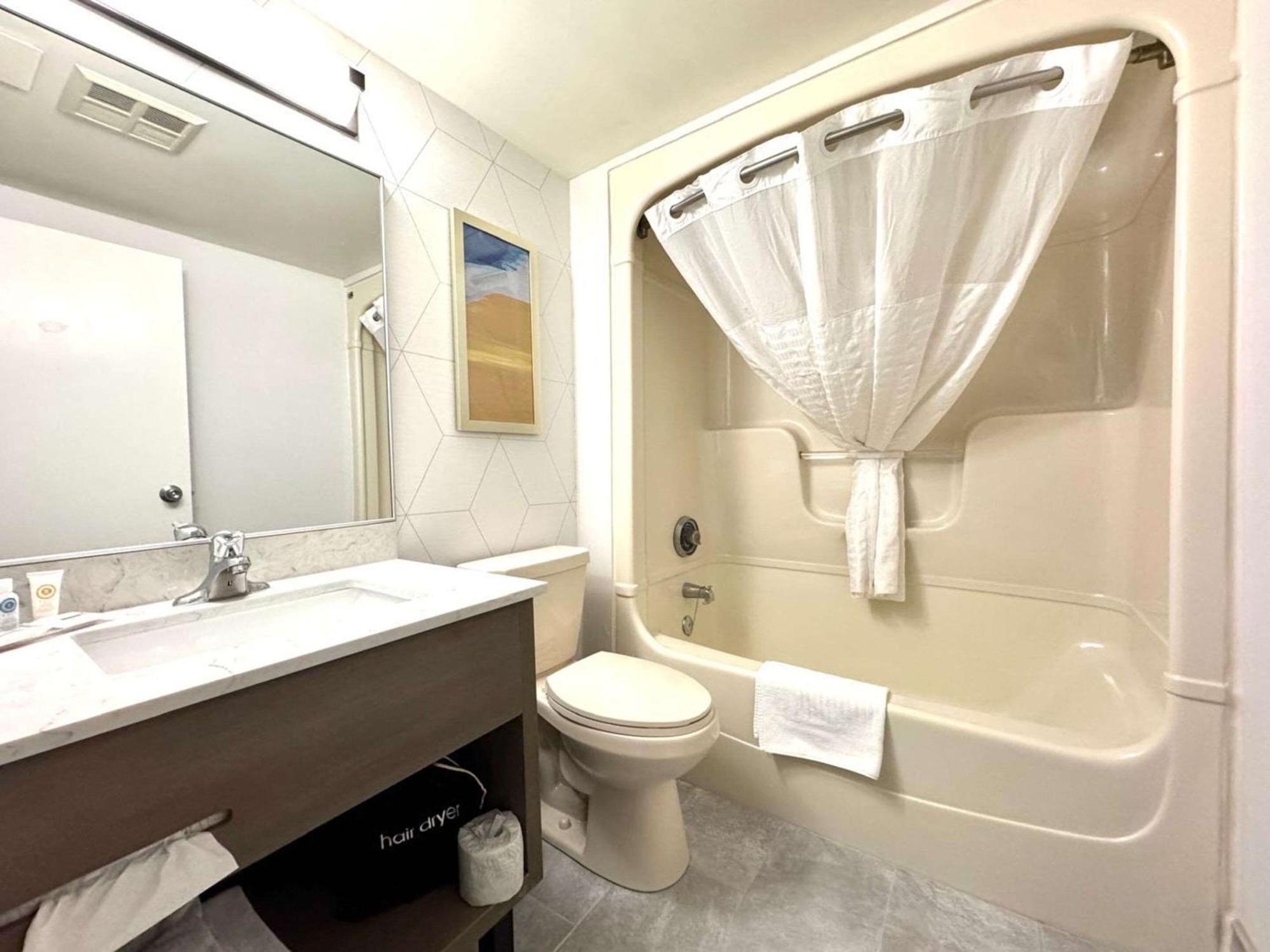 Comfort Inn Sainte-Catherine Εξωτερικό φωτογραφία