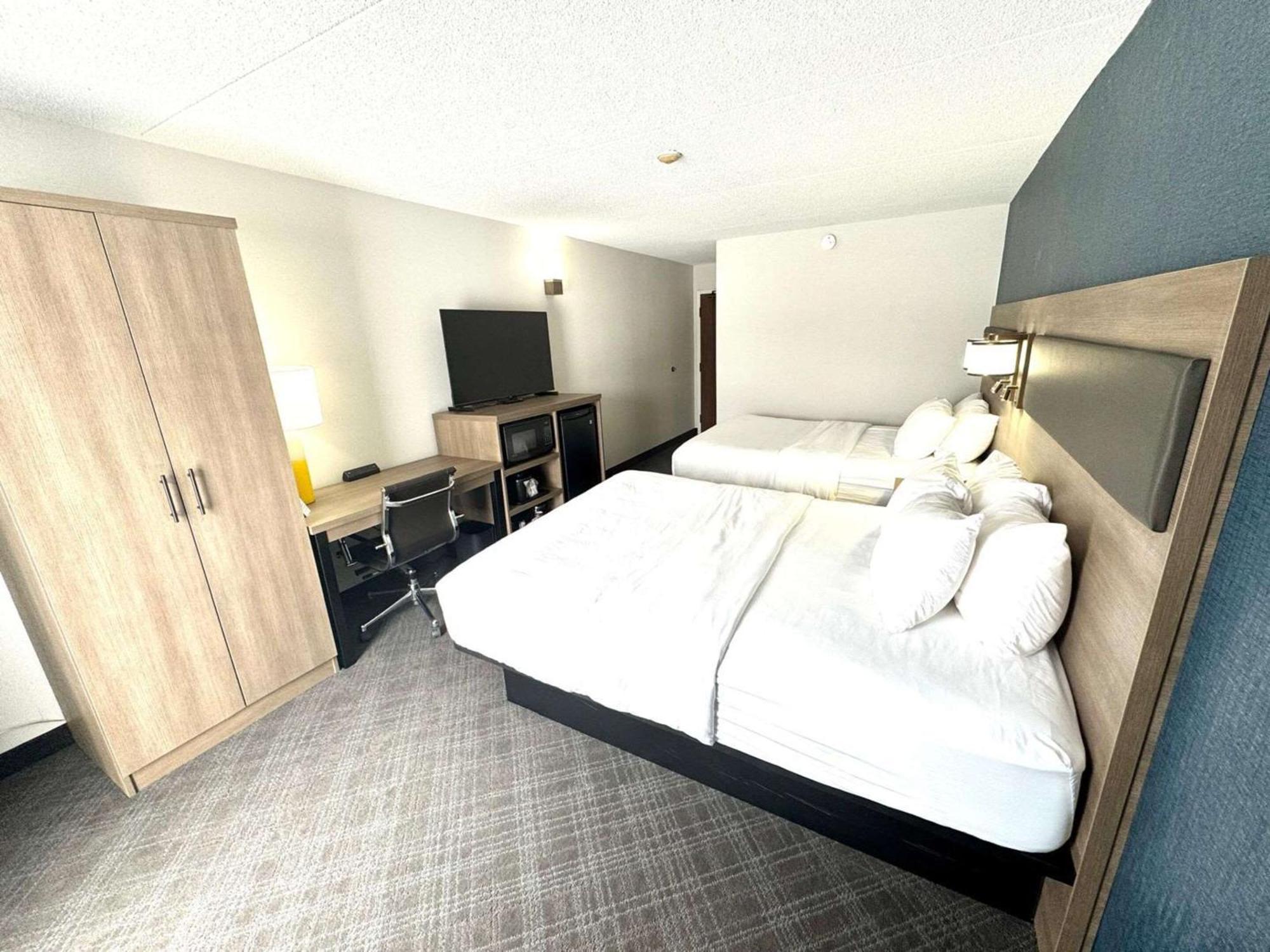 Comfort Inn Sainte-Catherine Εξωτερικό φωτογραφία