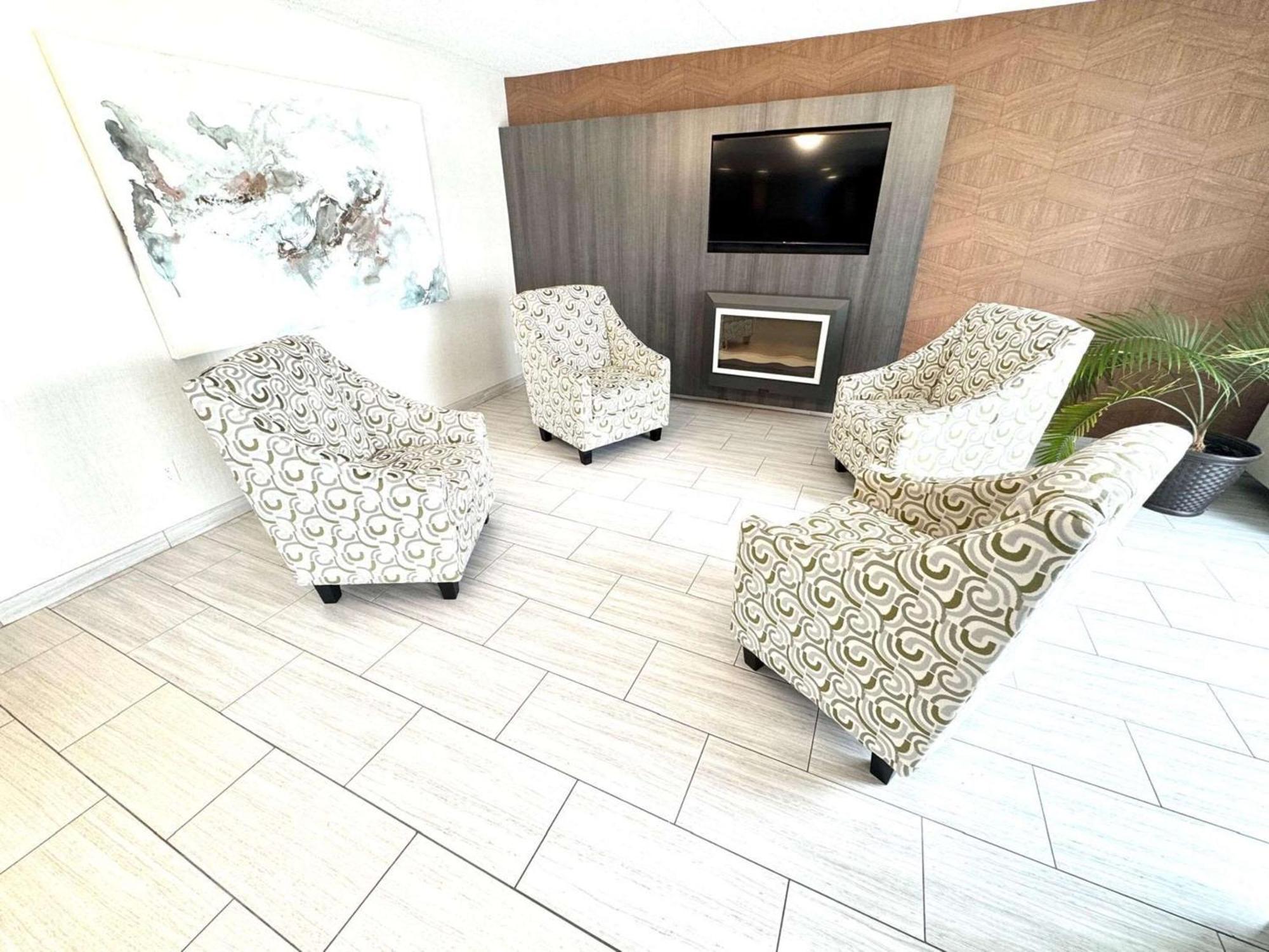 Comfort Inn Sainte-Catherine Εξωτερικό φωτογραφία
