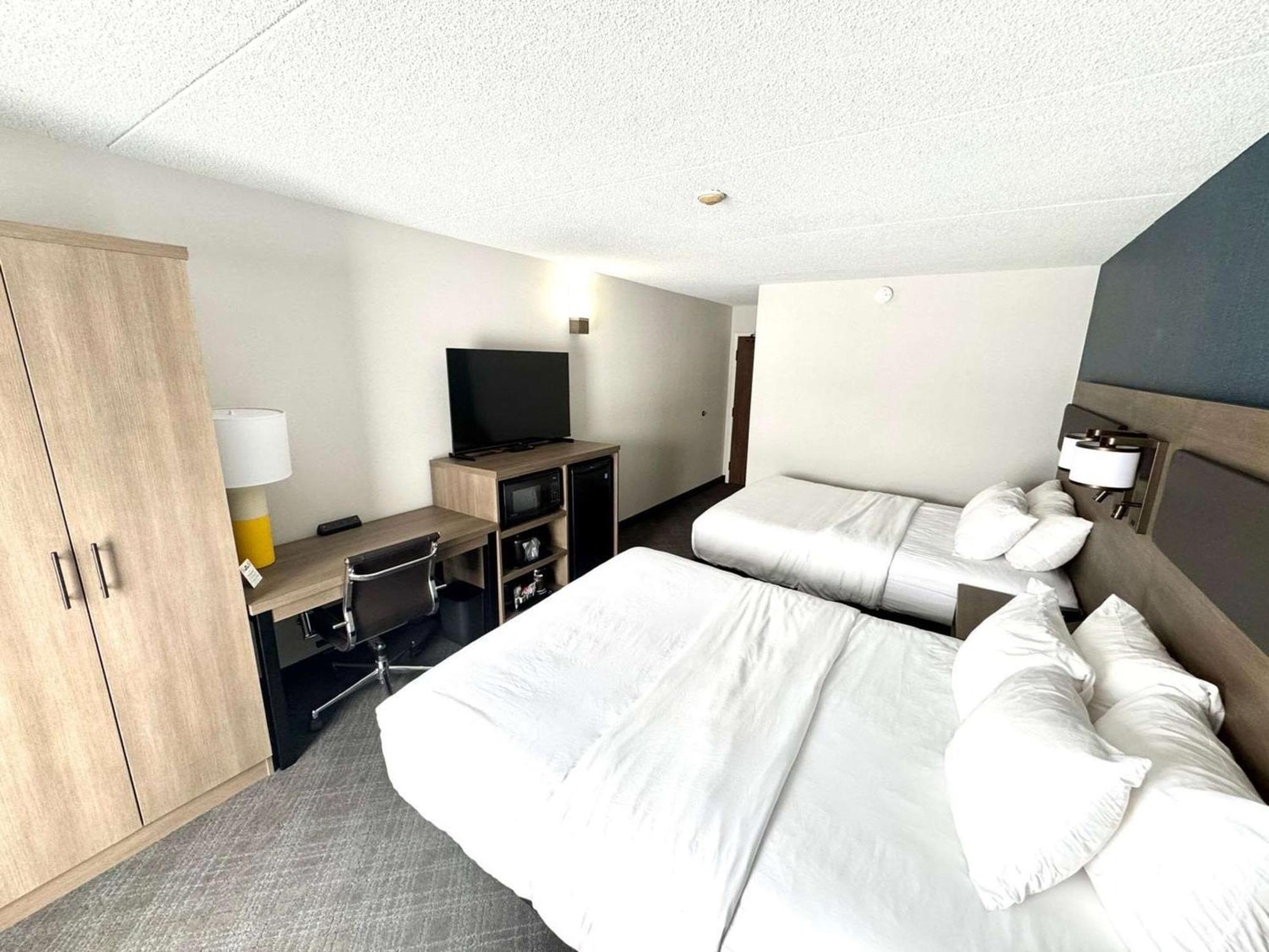 Comfort Inn Sainte-Catherine Εξωτερικό φωτογραφία