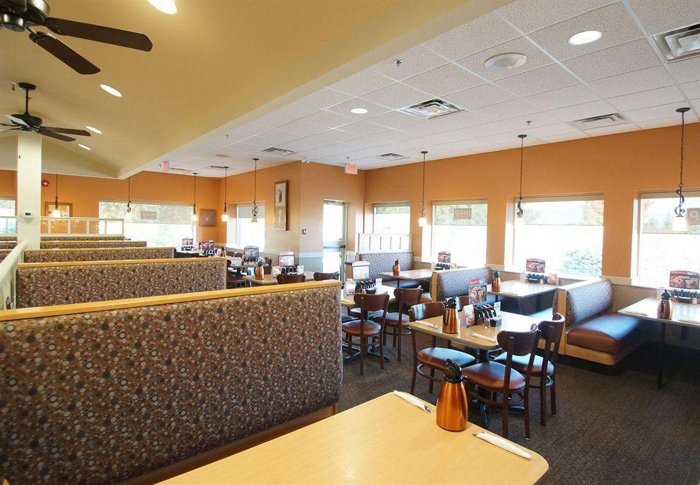 Comfort Inn Sainte-Catherine Εξωτερικό φωτογραφία
