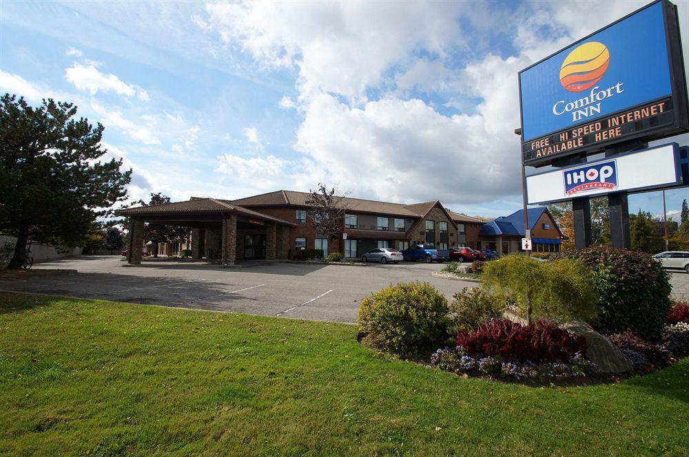 Comfort Inn Sainte-Catherine Εξωτερικό φωτογραφία
