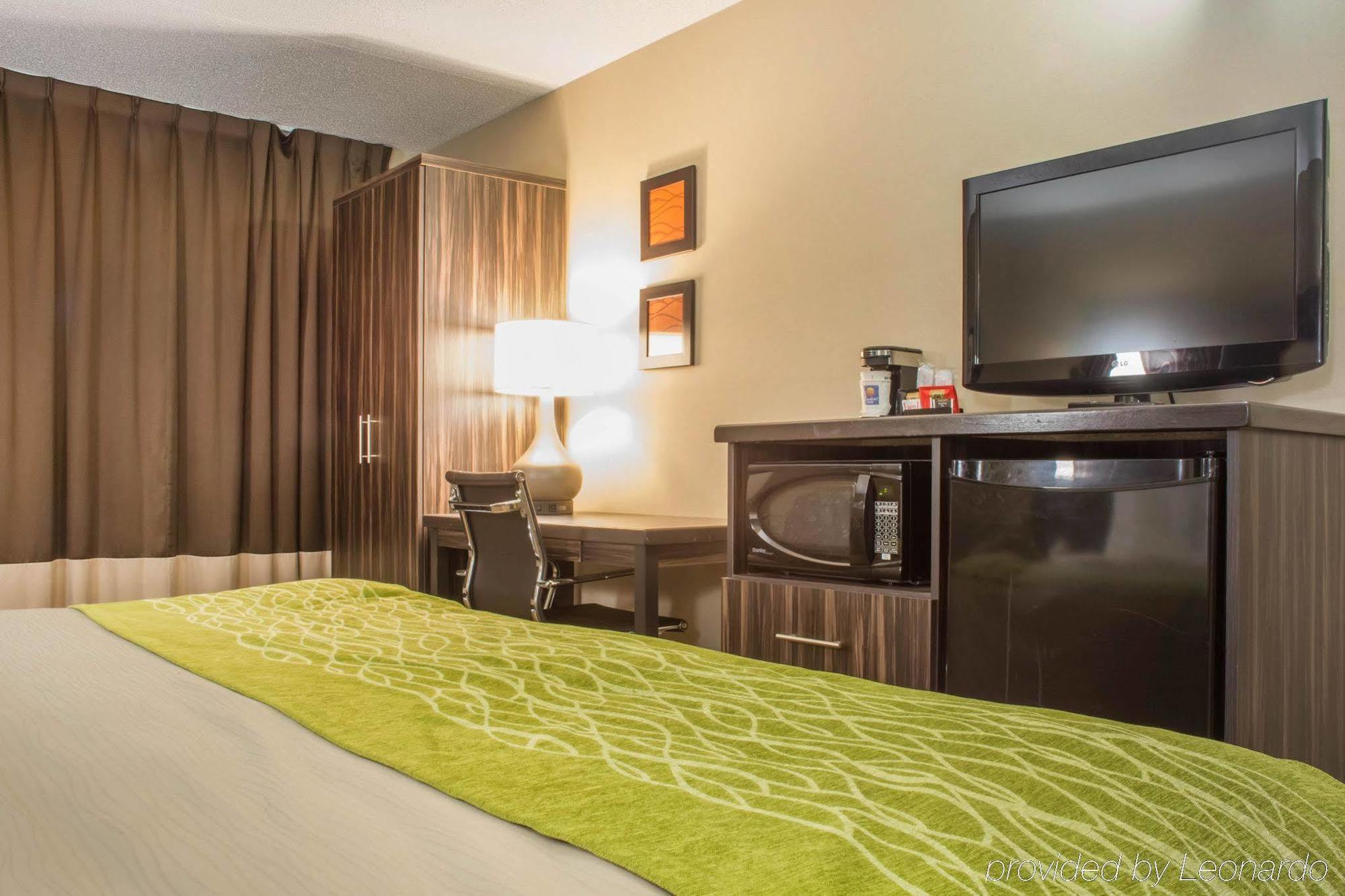 Comfort Inn Sainte-Catherine Εξωτερικό φωτογραφία