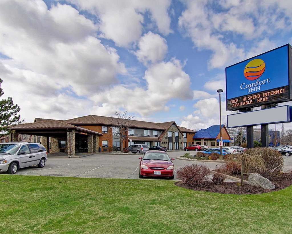 Comfort Inn Sainte-Catherine Εξωτερικό φωτογραφία